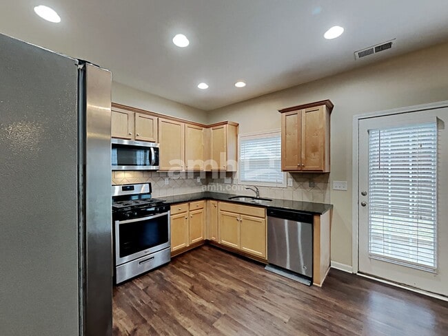 Photo - 2607 Swansong Ln