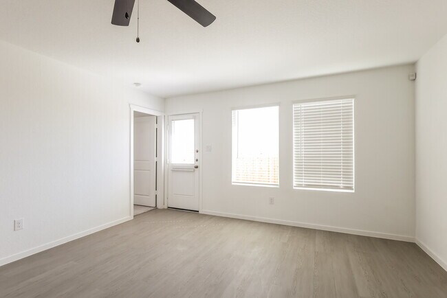 Photo - 1822 Musk Rose