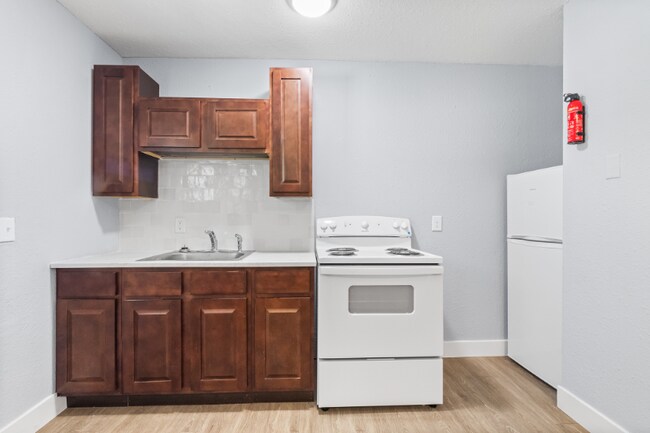 Photo - 901 N Gaskill St Unit 8