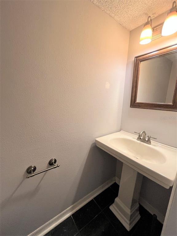 3346 W Wyoming Cir Townhome Townhome Rental in Tampa FL