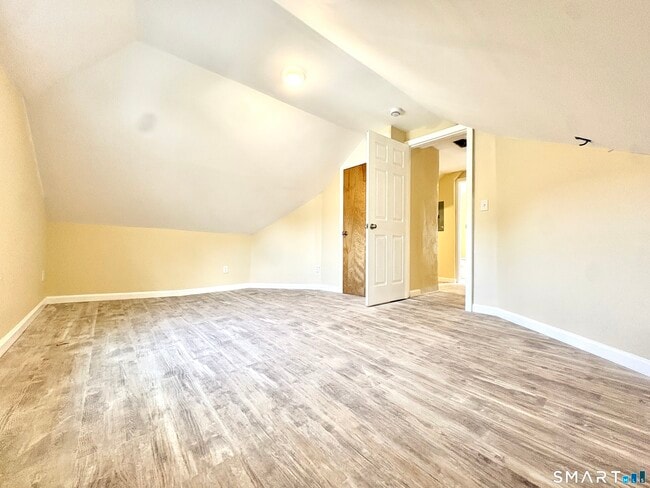 Photo - 129-131 Highland Ave Unit 4