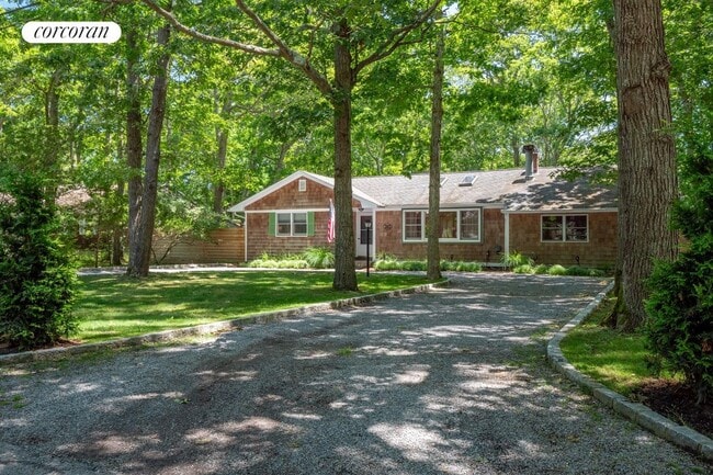 Photo - 267 Norfolk Dr