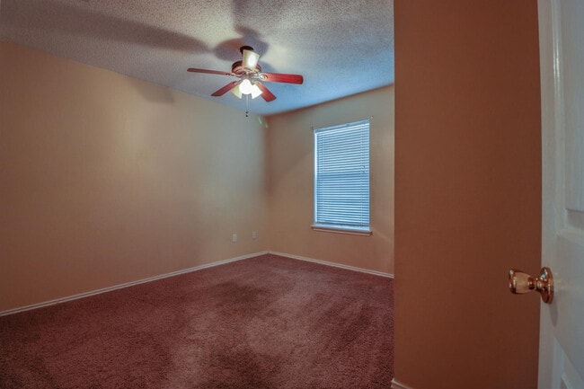 Photo - 801 Ironton Dr