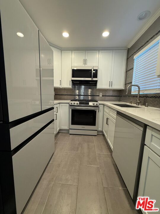 Photo - 1043 Thompson Ave