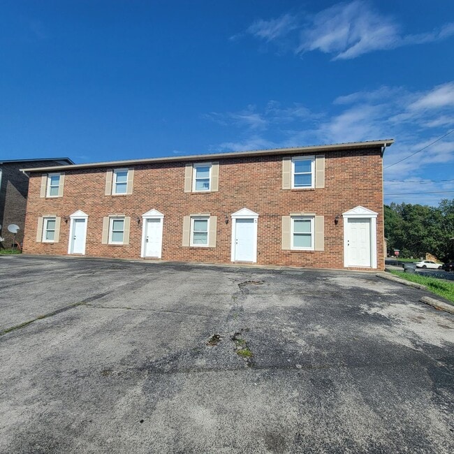 Building Photo - 1819 Stargazer Dr Unit 1819 Stargazer Apt 1
