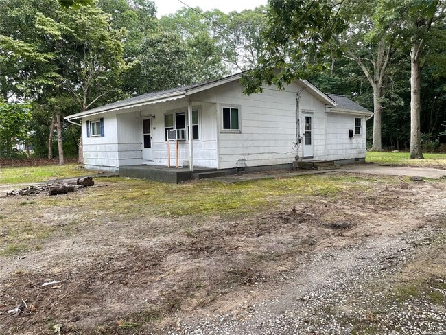 64 Bch Ln  