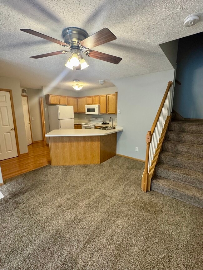 Photo - 5325 206th St W