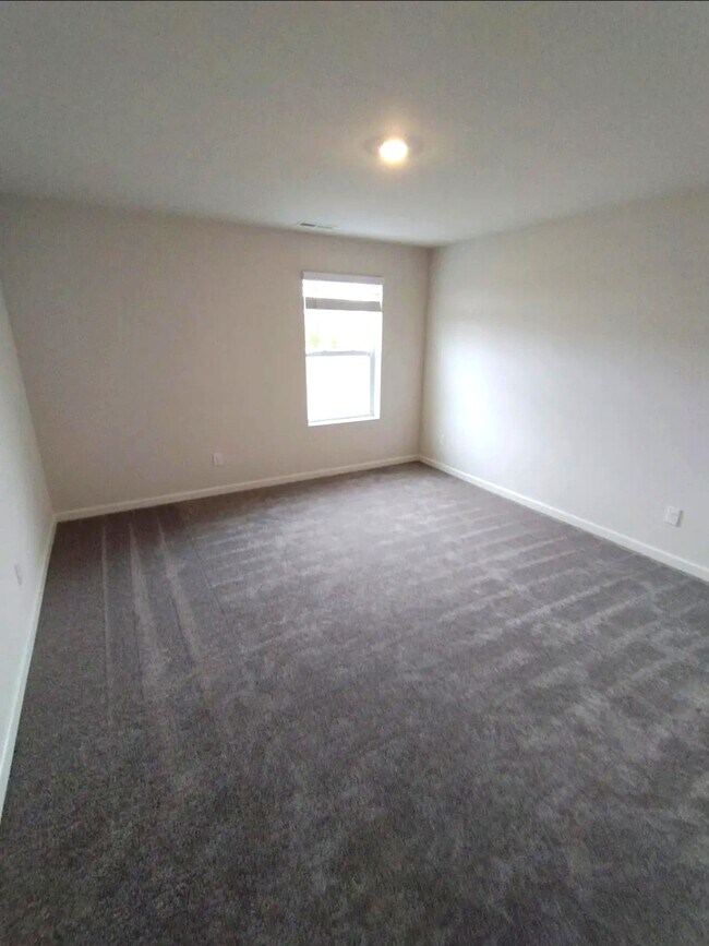 448 Alcott Wy