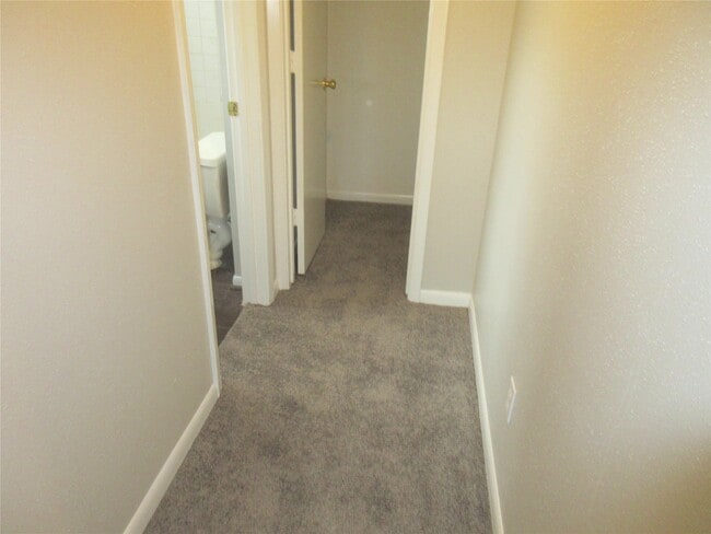 Photo - 1230 Shadowdale Dr Unidad 12