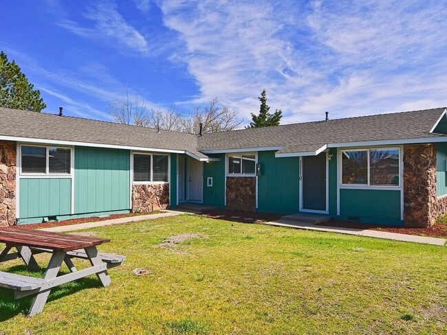 Building Photo - 10005 Sagewood Dr Unit White Sage Dr. 11110