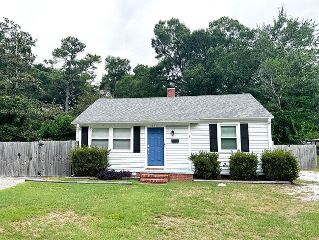 Building Photo - 622 Rosemont Ave