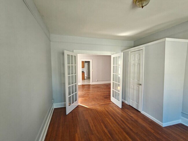 Photo - 100-100 Anthony St Unit 1L