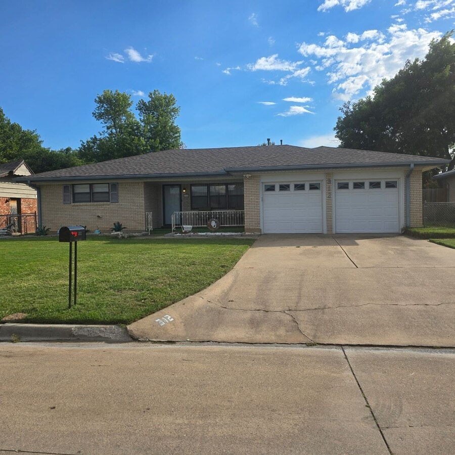 Photo - 312 NW Compass Dr Casa