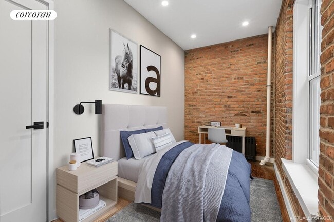 Photo - 126 W 25th St