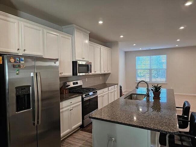 Photo - 116 Hamrick Rd