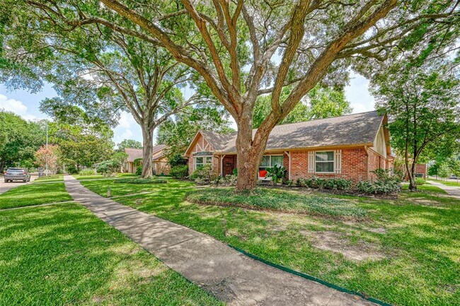 Photo - 5439 Imogene St