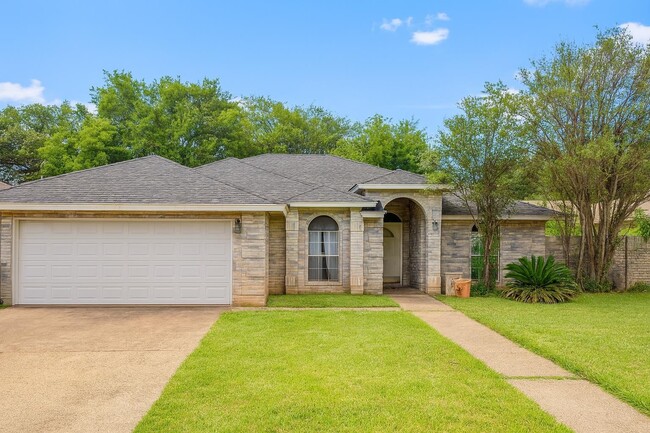 Building Photo - 1132 Quail Hollow Loop Rental