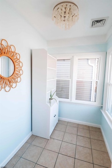 Photo - 129 N Derby Ave