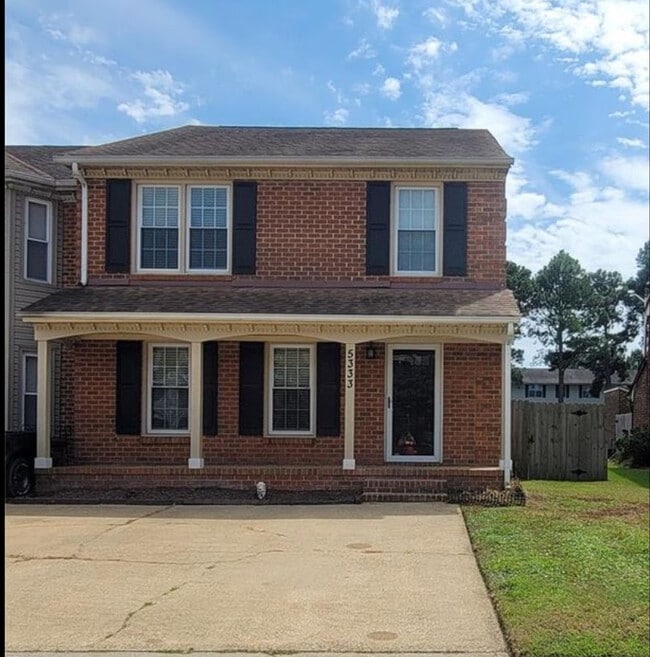 Building Photo - 5333 Kindlewood Dr Rental