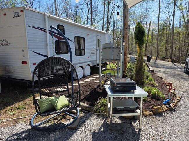 Photo - LONG TERM RENTAL! Camper 5 minutes from Nolin Lake. Unit 3
