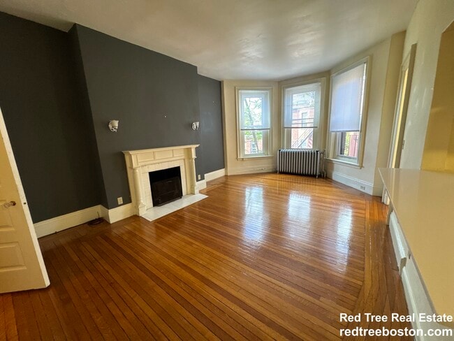 Building Photo - 379 Commonwealth Ave Rental