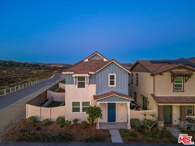 Photo - 27639 Sawtooth Ln