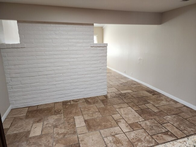 Photo - Single Level Fallbrook Home with 3 Bedrooms plus Office/Den.