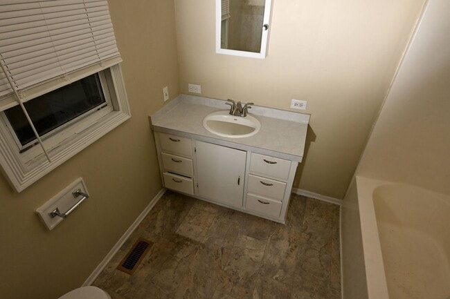 Photo - Charming 2BR / 2BA Home with Front Porch & Large Private Yard