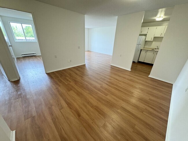 Photo - 283 Cataraqui Ridge