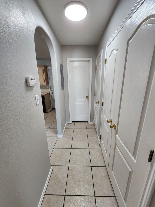 2525 Chuparosa Ct Unit 3