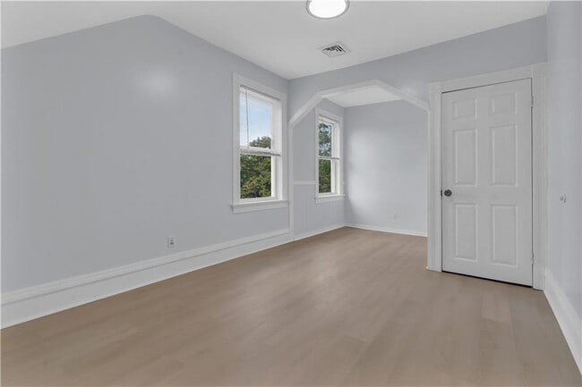 Photo - 131 Wendell St Unit 3