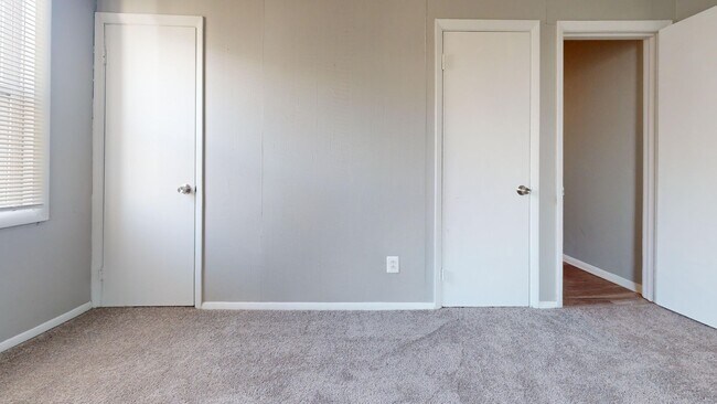 Photo - 3950 Dungan St Unidad 2