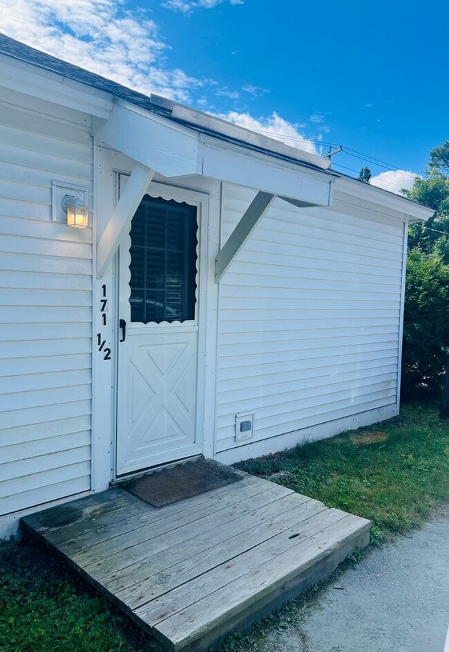 Photo - 169-171 Bank Unit 171 1/2