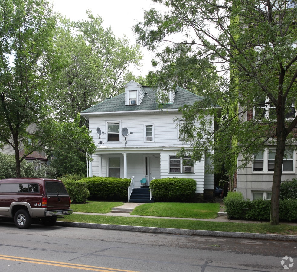 Photo - 262 S Goodman St