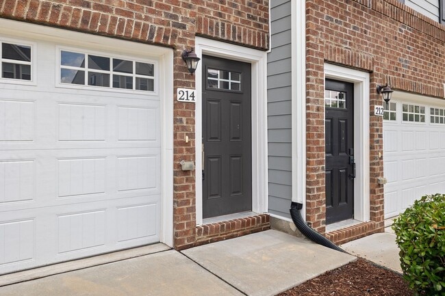 Photo - **End Unit 3/3 Townhome in Great Location**