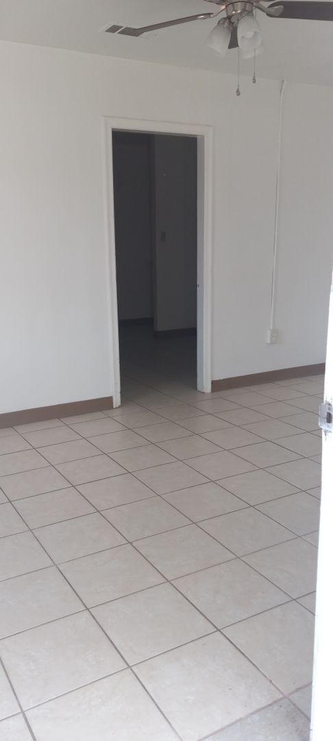 Photo - 1409 Melvin St