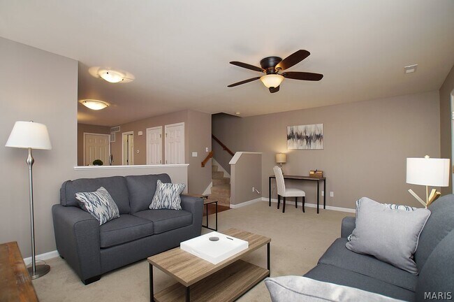 307 Shady Rock Ln