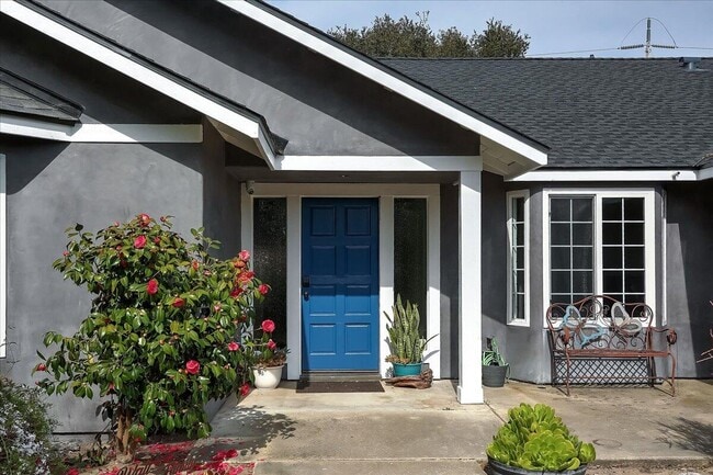 Photo - 3253 Courtney Dr House