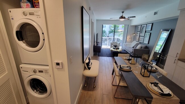 Photo - 16040 NE 18th Pl Unit B2