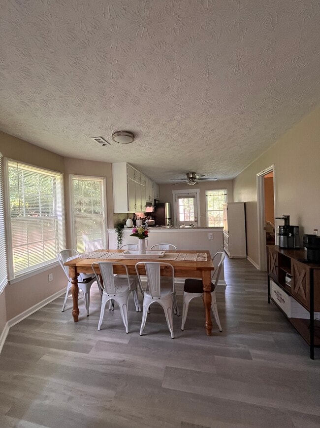 Photo - 681 Senoia Rd