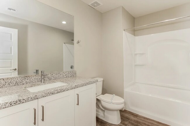 Photo - 5022 N 189th Glen