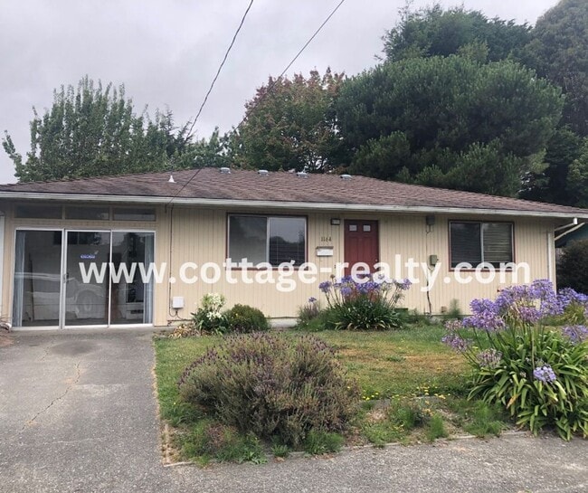Building Photo - Arcata 3 Bedroom 1 Bath House