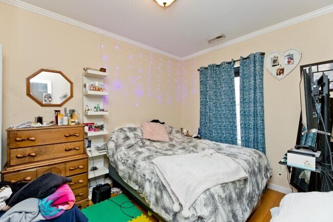 Photo - 1 bedroom in Chicago IL 60618 Unidad 3