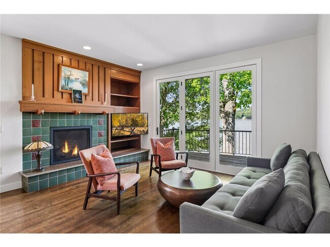 Photo - 1161 Elmwood Ave