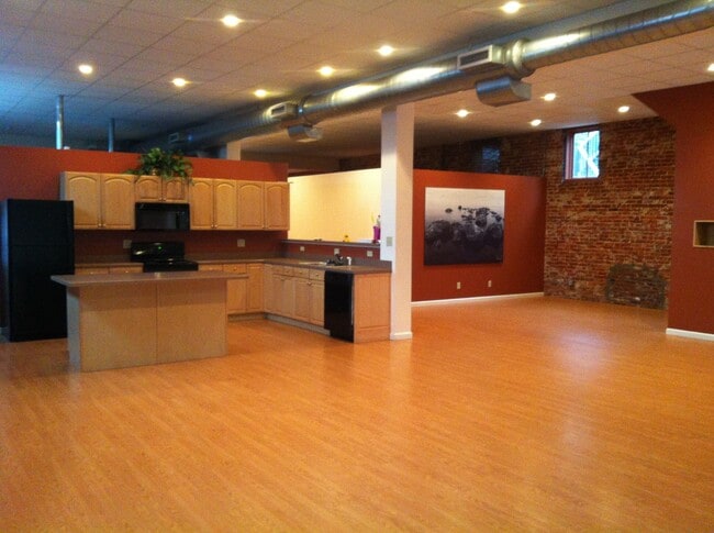 Photo - 413 Locust St Unit B