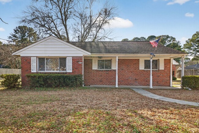 Building Photo - 4713 Clintwood Dr