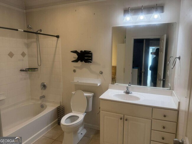Photo - 3302 Westchester Ridge NE