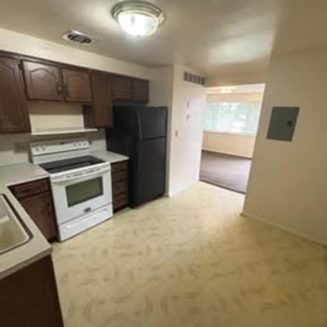 Photo - 258 N 400 W St Unit 8