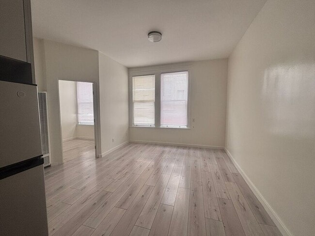 Building Photo - 322 14th St Unit 11 Rental