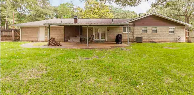 Photo - 6035 Marcus Dr